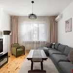 Spacious 3 Bedroom Home In Sofia\'S Top Center
